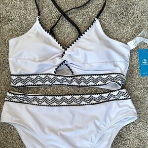 Cupshe White and Black Bikini Set size large NWT